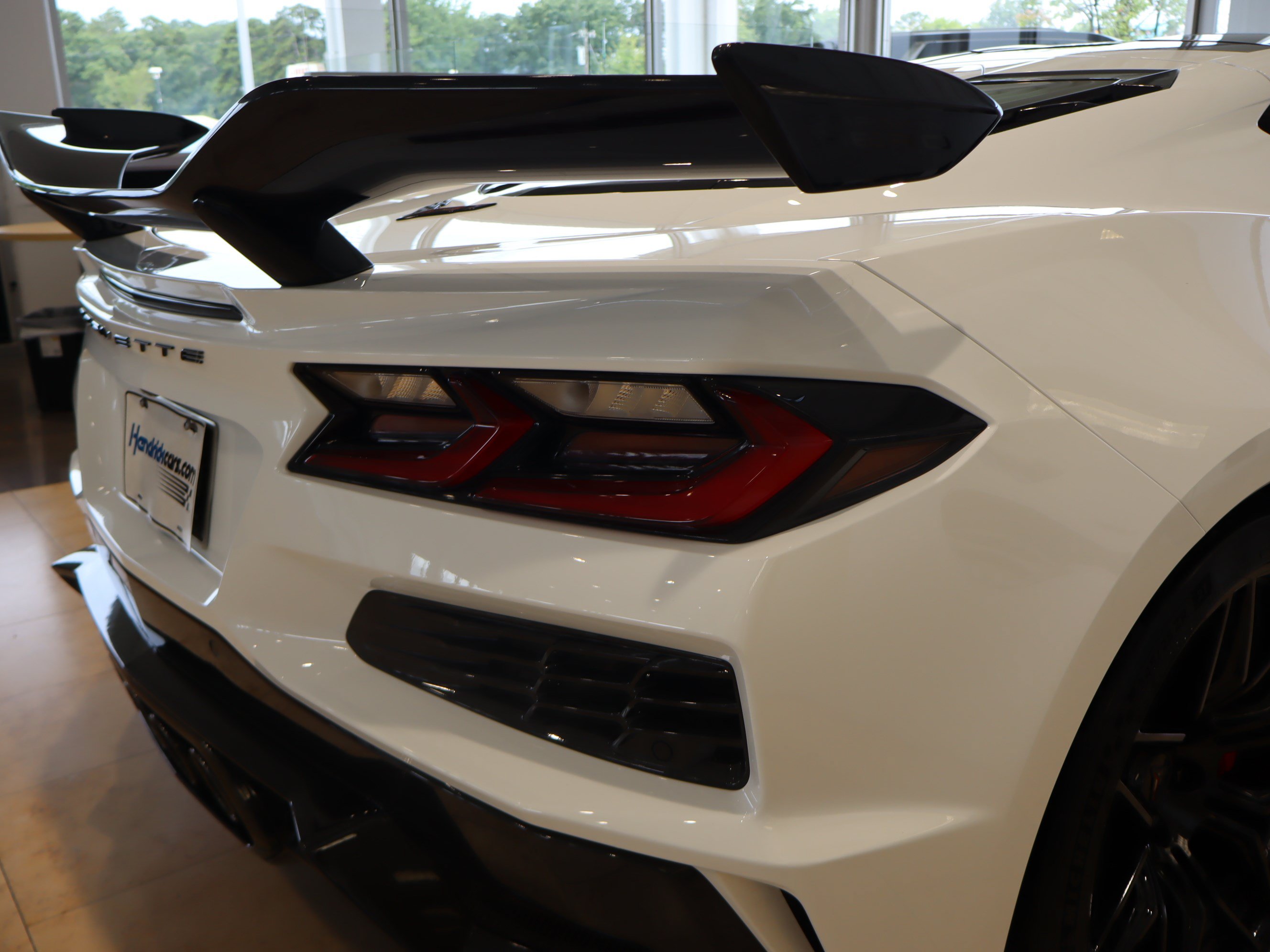 Used 2026 Chevrolet Corvette Z06 RWD image 13