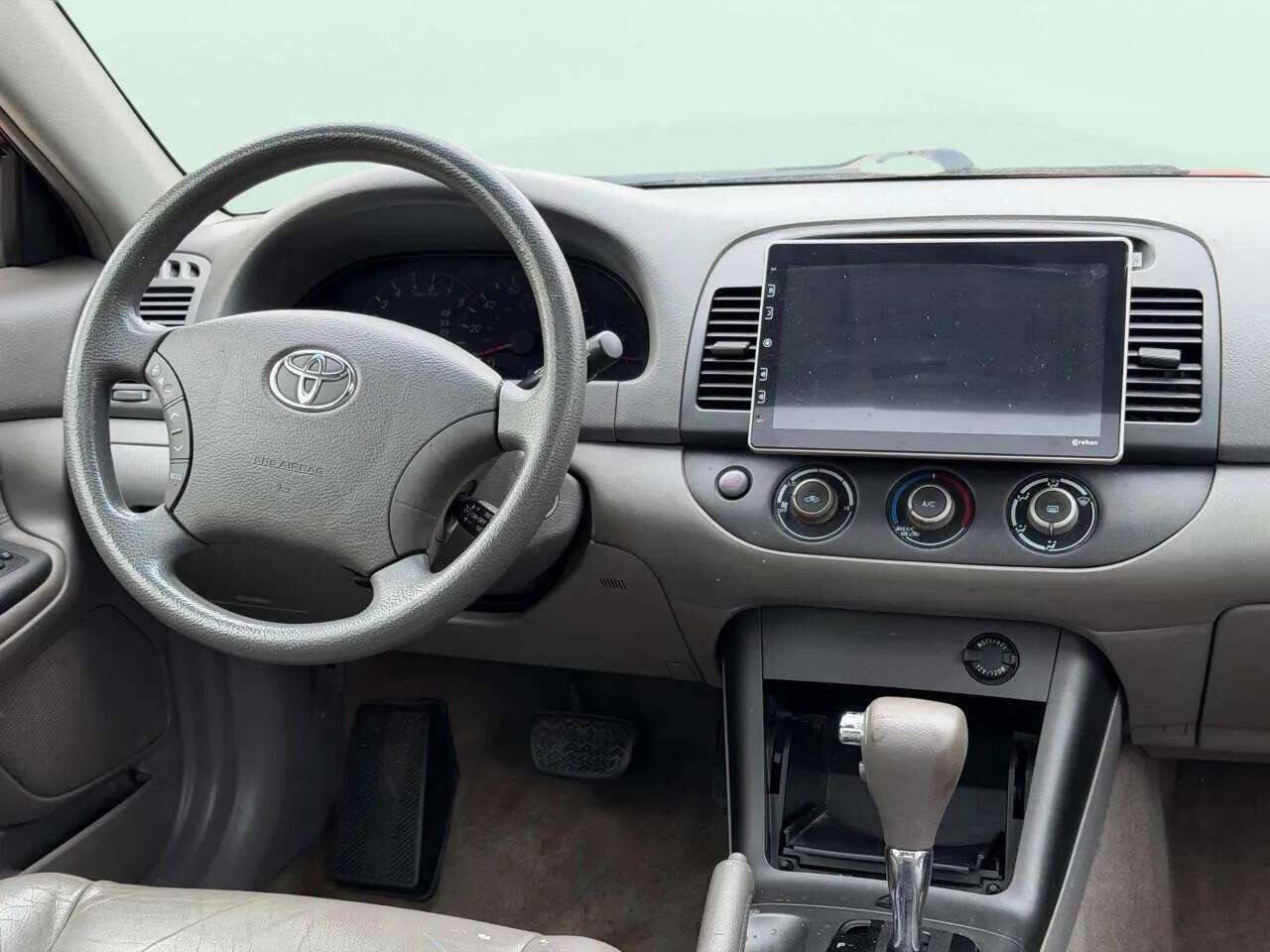 Used 2005 Toyota Camry image 15