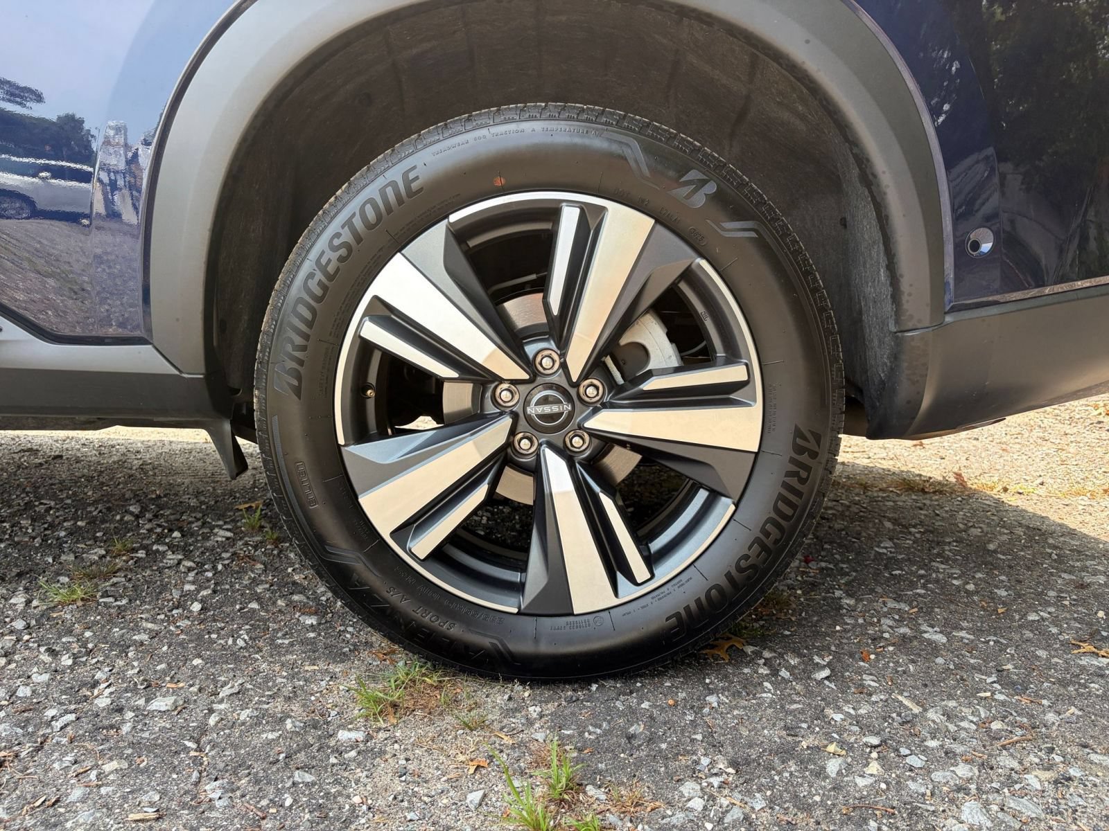 Used 2026 Nissan Rogue SL FWD image 32