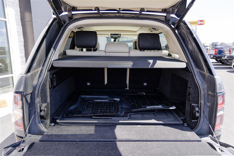 Used 2019 Land Rover Range Rover Supercharged AWD/4WD image 12