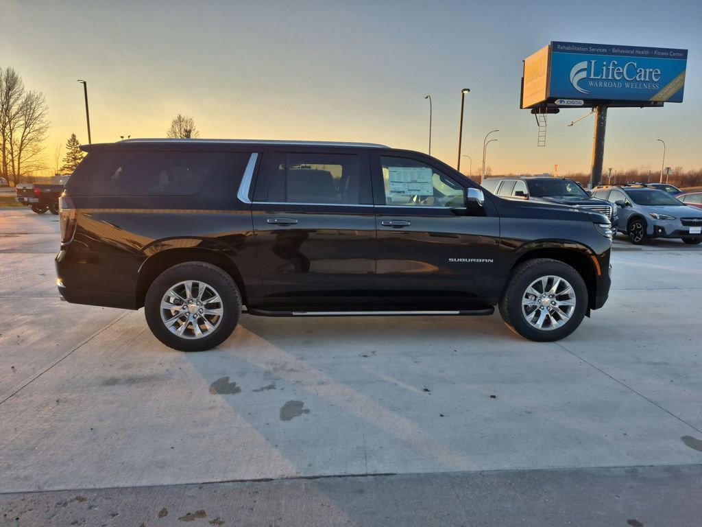 New 2026 Chevrolet Suburban Premier image 6