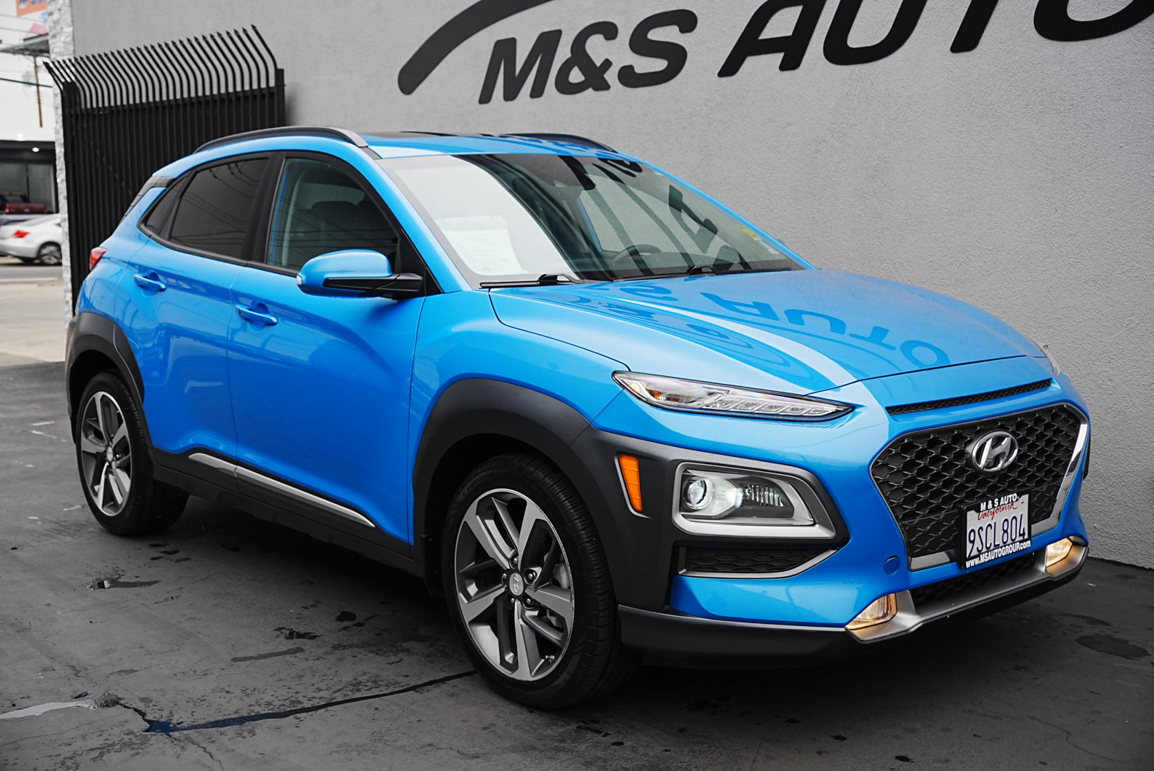 Used 2020 Hyundai Kona Limited image 3