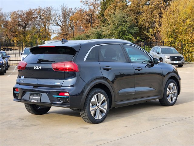 Used 2022 Kia Niro EX Premium image 7