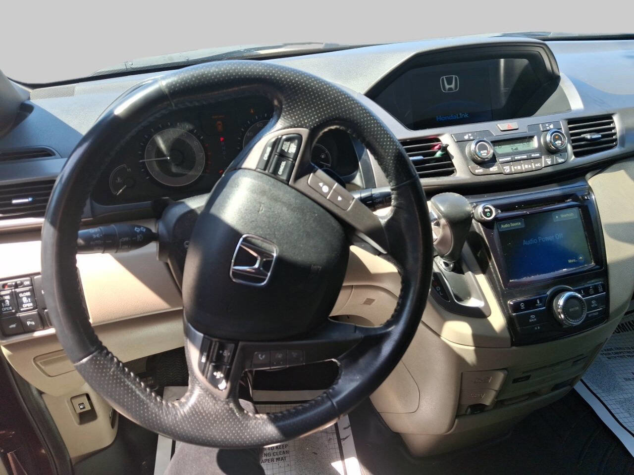 Used 2014 Honda Odyssey Touring Elite image 10