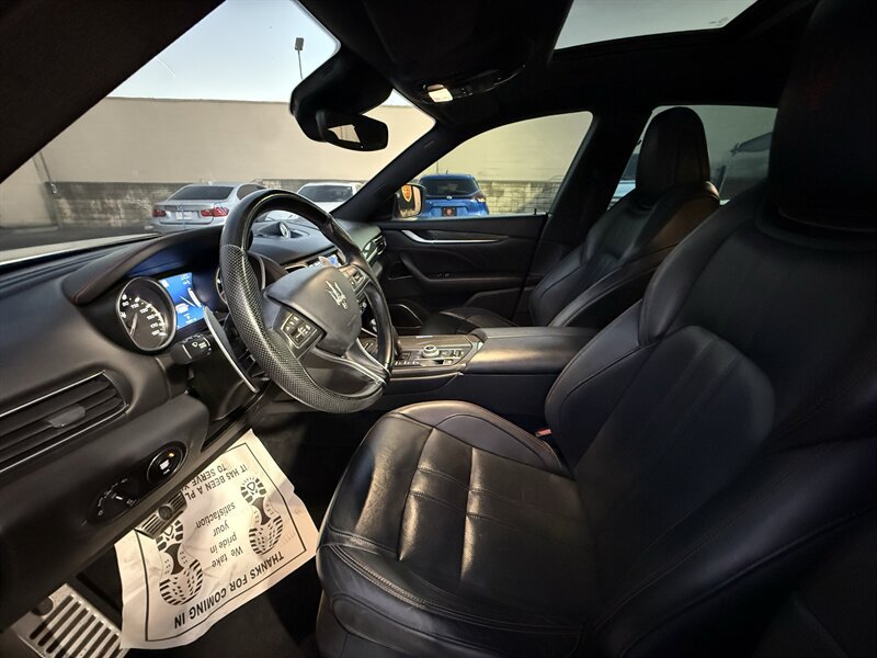 Used 2019 Maserati Levante GranSport AWD/4WD image 16