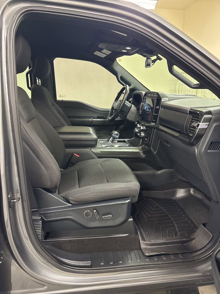 Used 2021 Ford F150 XLT w/ Equipment Group 302A High image 26