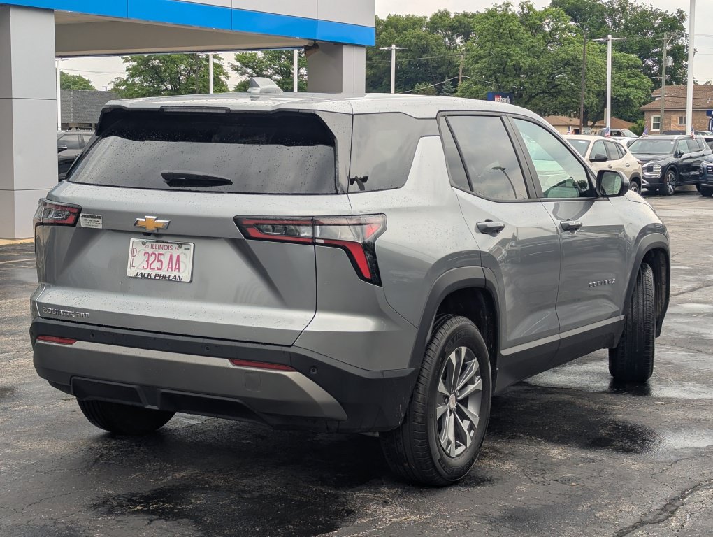 Certified 2026 Chevrolet Equinox LT AWD/4WD image 10