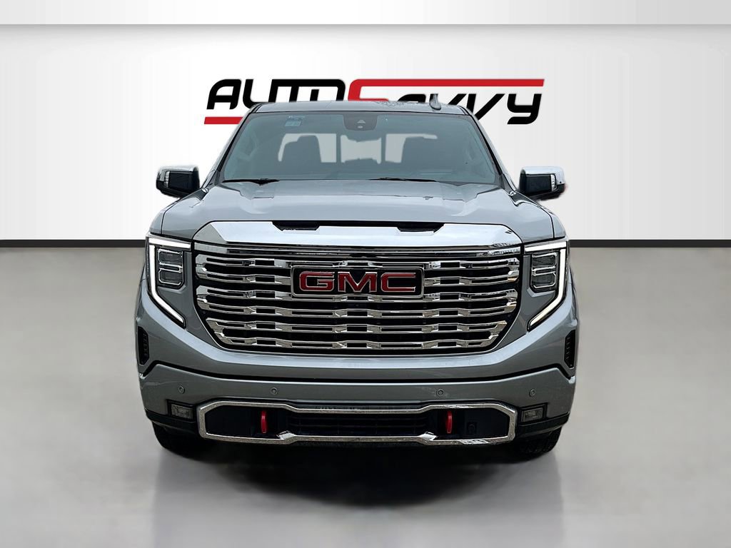 Used 2025 GMC Sierra 1500 Denali AWD/4WD image 2