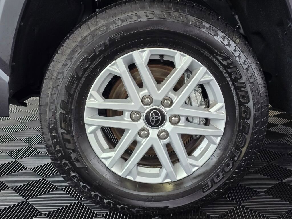 Used 2024 Toyota Tundra SR5 w/ SR5 Convenience Package image 11