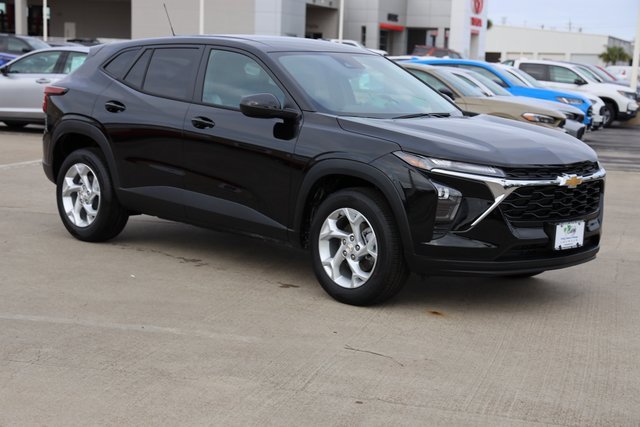 New 2026 Chevrolet Trax LS w/ LS Convenience Package