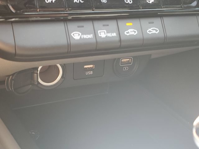 Certified 2023 Hyundai Elantra SEL FWD image 27