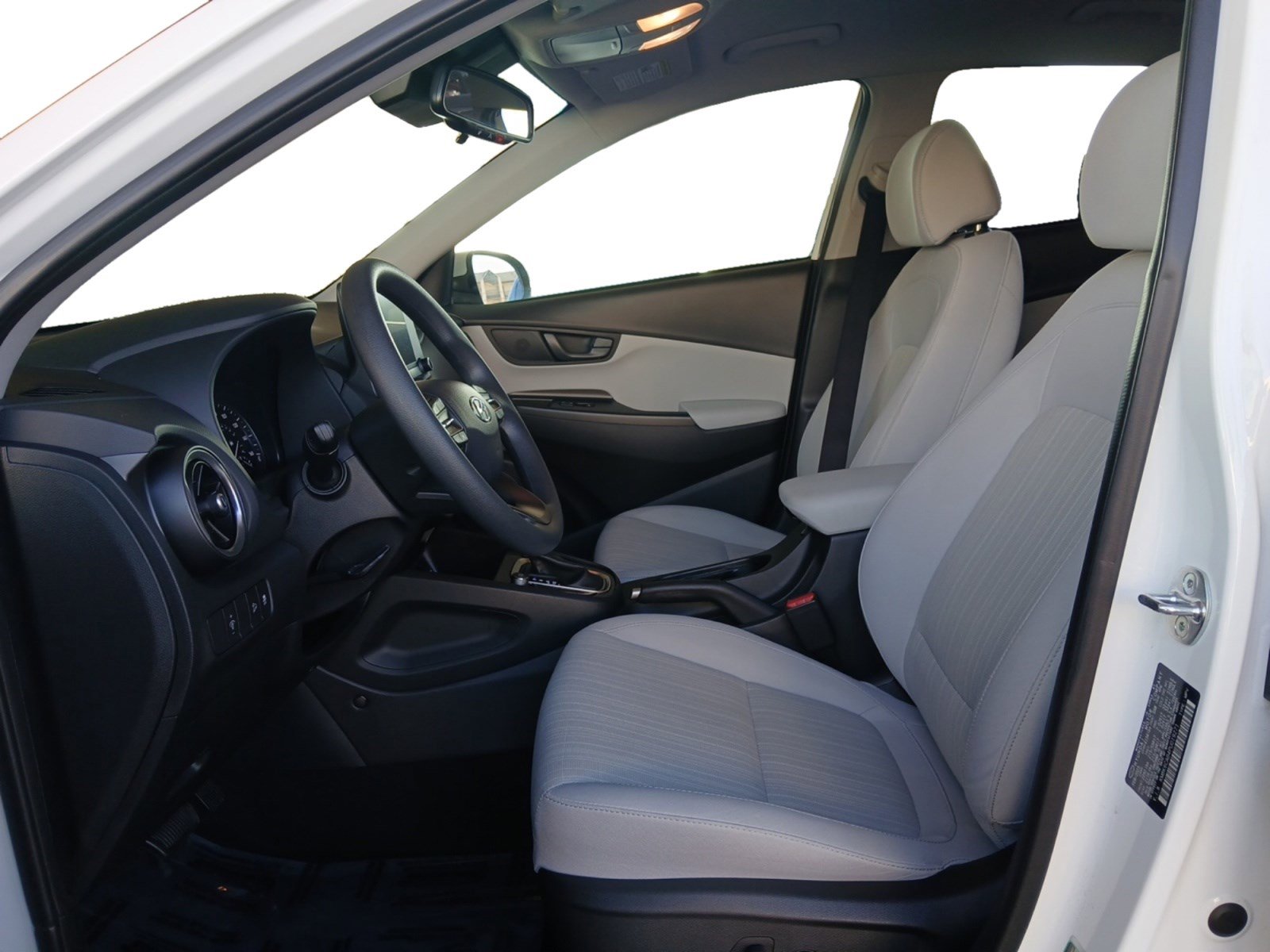 Certified 2023 Hyundai Kona SEL image 9