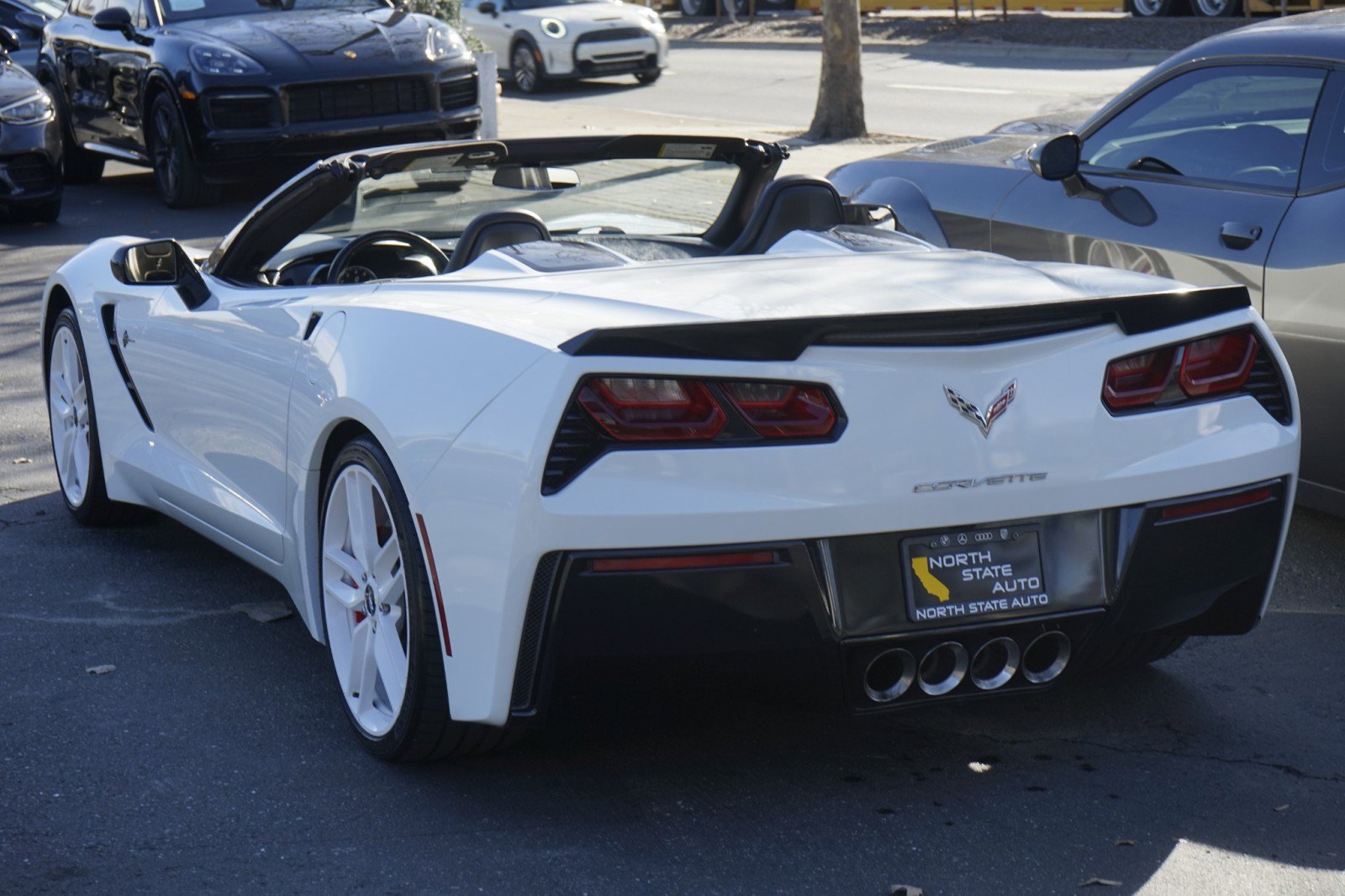 Used 2014 Chevrolet Corvette Stingray Convertible w/ 2LT Preferred Equipment Group image 11