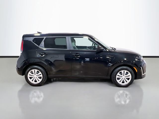 Certified 2025 Kia Soul LX FWD image 8