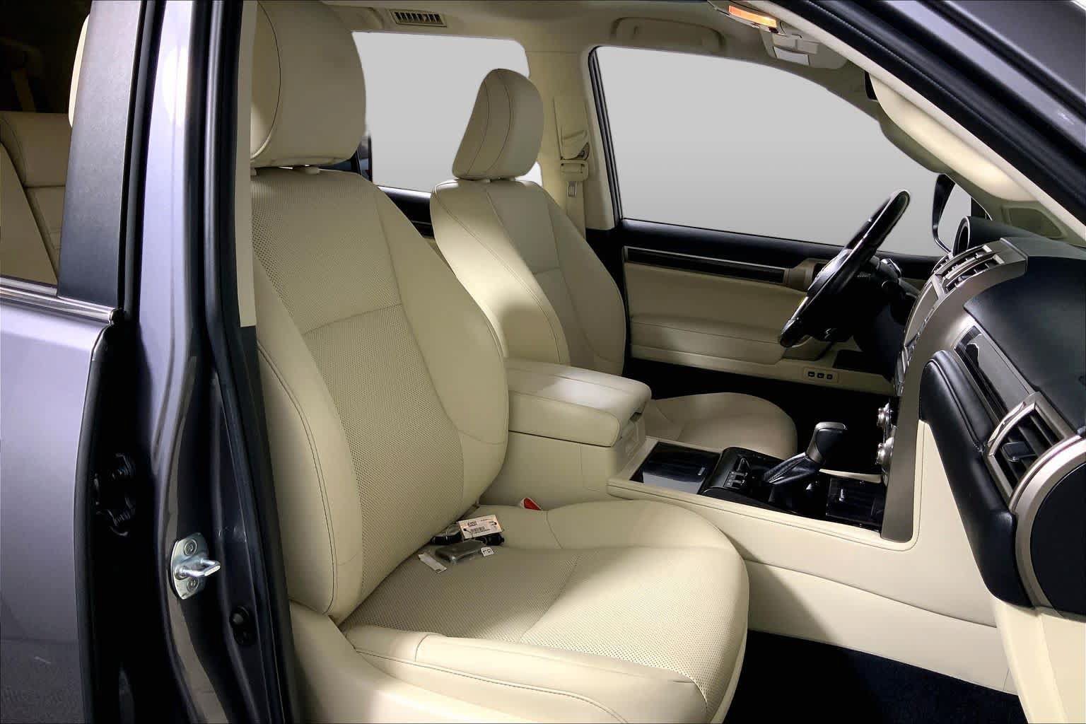 Certified 2021 Lexus GX 460 Premium w/ Premium Package AWD/4WD image 9