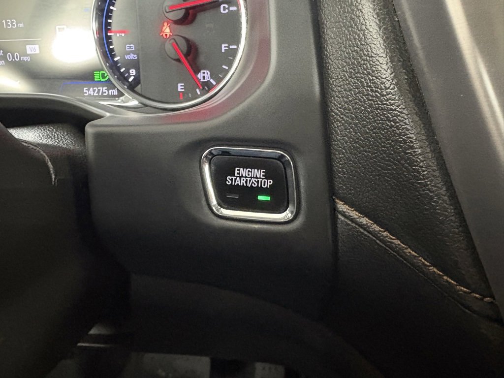 Used 2022 GMC Acadia AT4 w/ Technology Package image 34