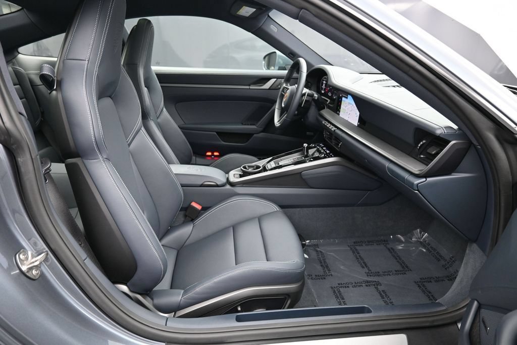 Certified 2025 Porsche 911 Carrera RWD image 27