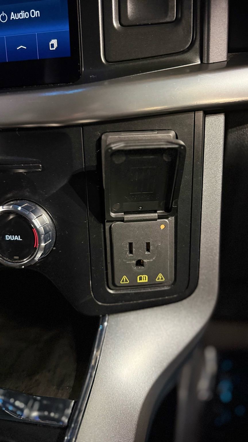 Used 2023 Ford F150 Lariat image 69