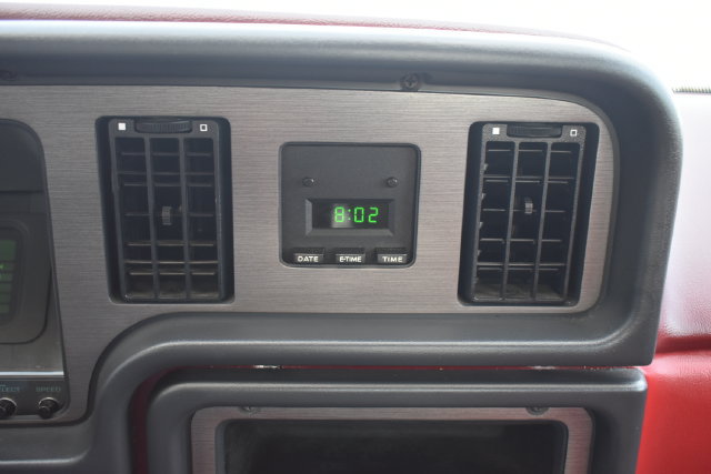 Used 1987 Ford Thunderbird Sport RWD image 21