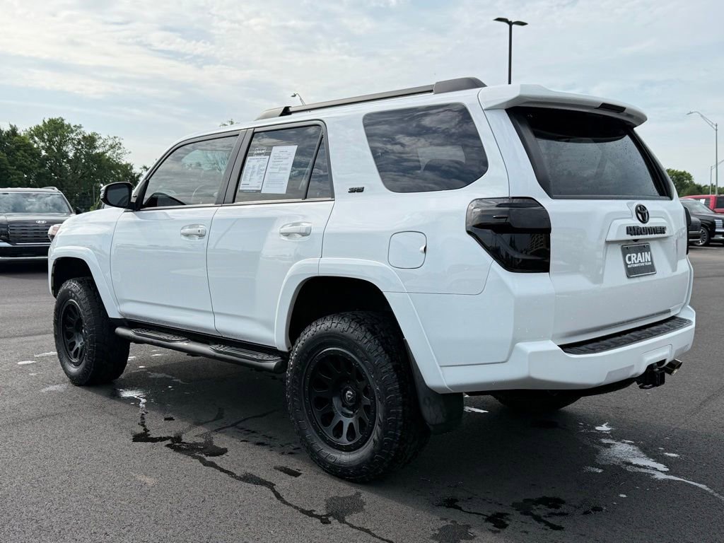 Used 2018 Toyota 4Runner SR5 Premium AWD/4WD image 8
