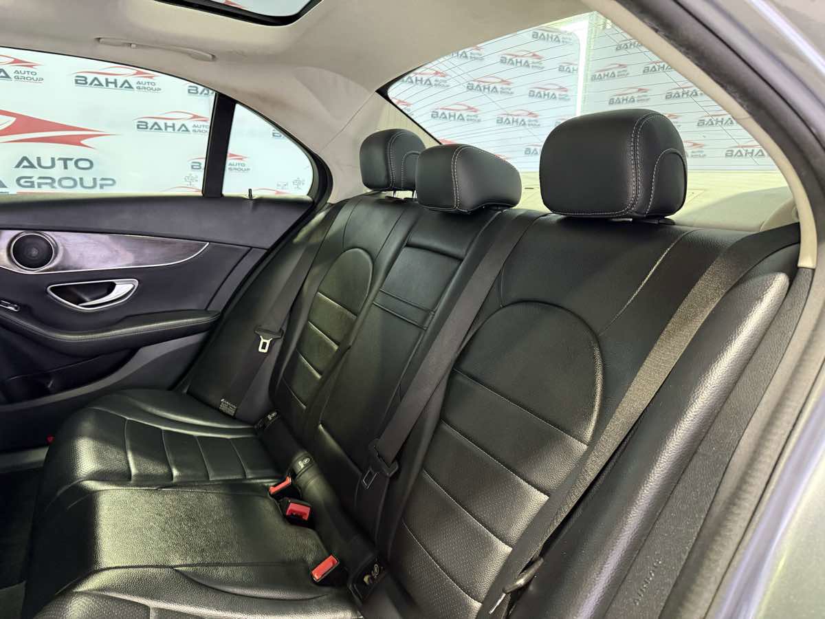 Used 2017 Mercedes-Benz C 300 4MATIC Sedan w/ Premium 1 Package image 36