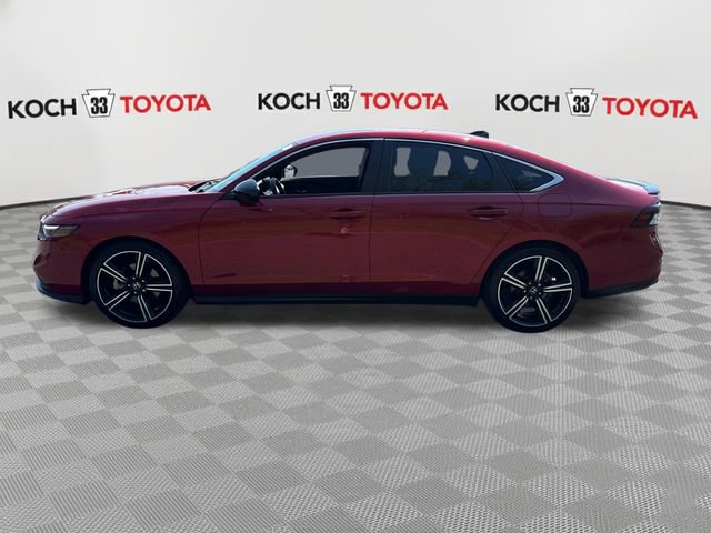 Used 2023 Honda Accord Sport image 4