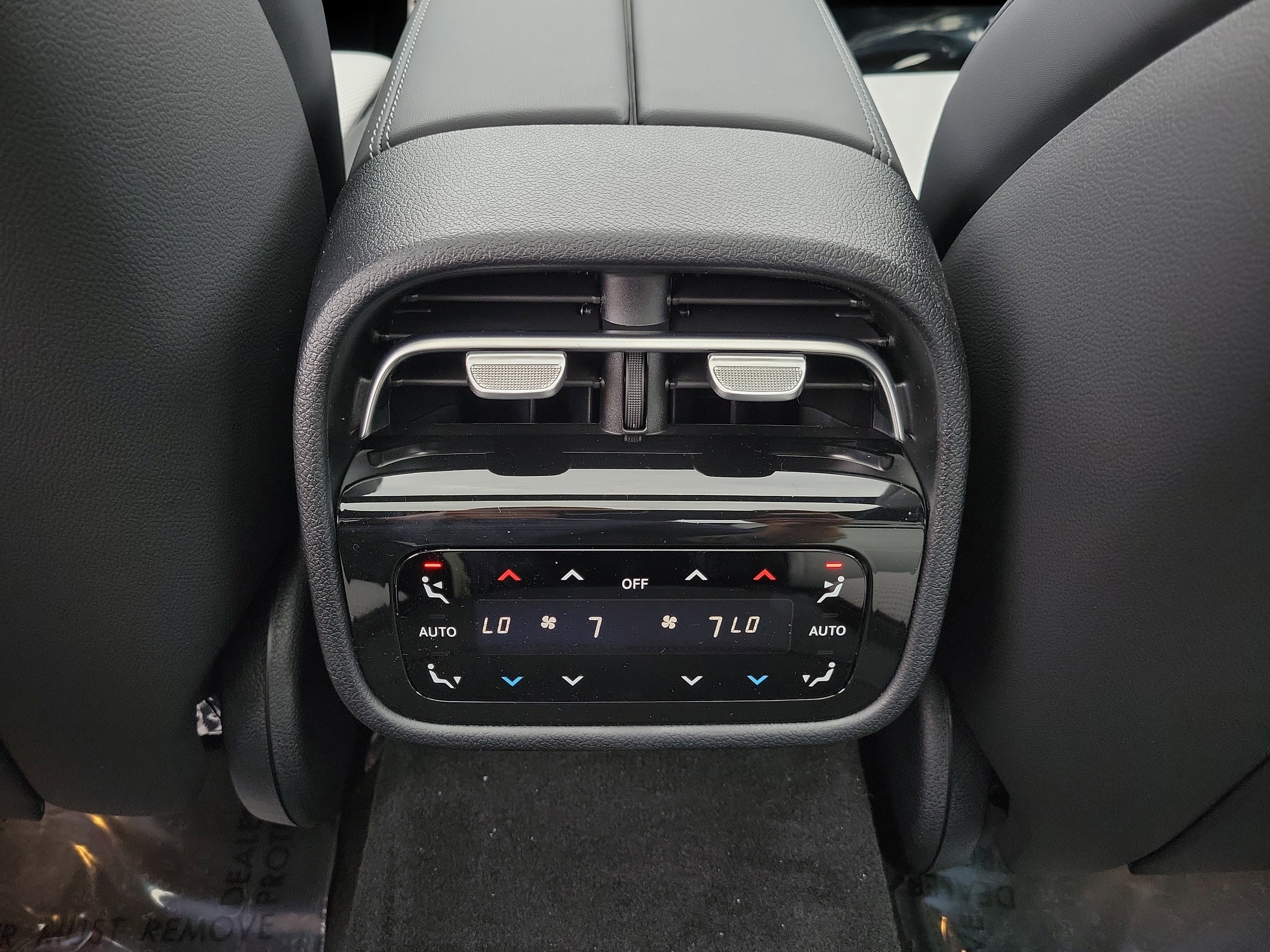 New 2026 Mercedes-Benz E 53 AMG e 4MATIC Sedan image 10