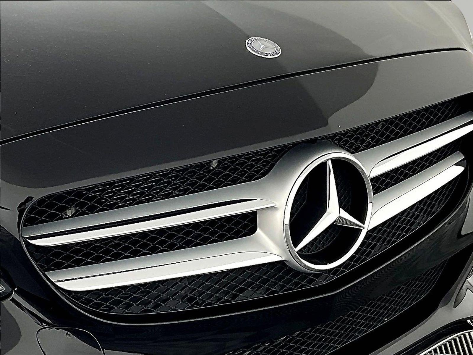 Used 2016 Mercedes-Benz C 300 4MATIC Sedan image 27