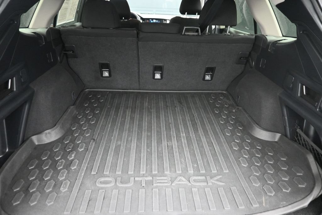 Used 2020 Subaru Outback Premium AWD/4WD image 12