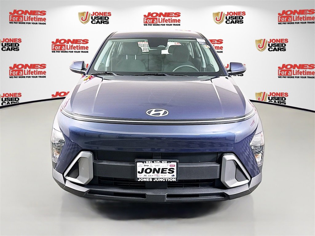Certified 2025 Hyundai Kona SE image 13