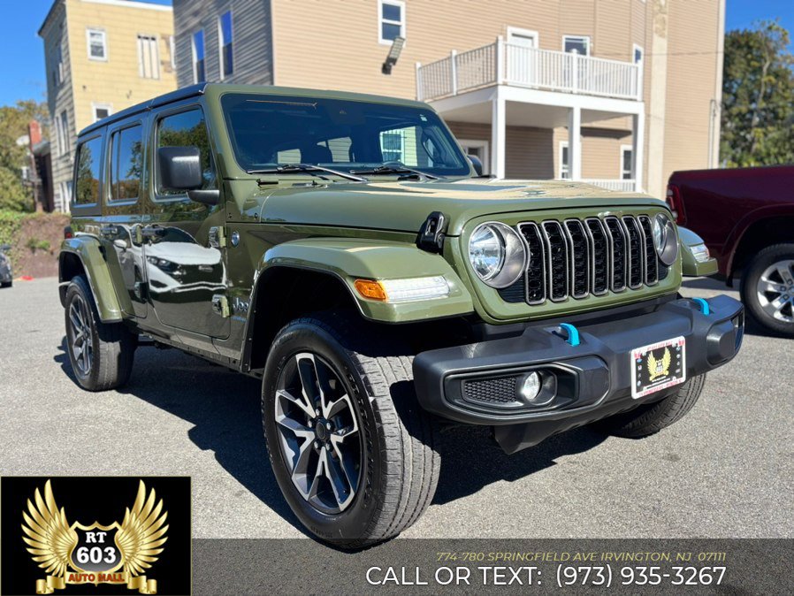 Used 2024 Jeep Wrangler Unlimited AWD/4WD image 3