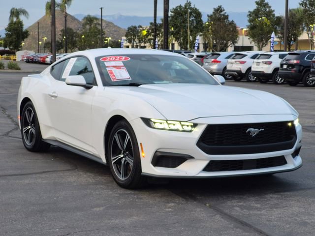 Used 2024 Ford Mustang Premium image 3
