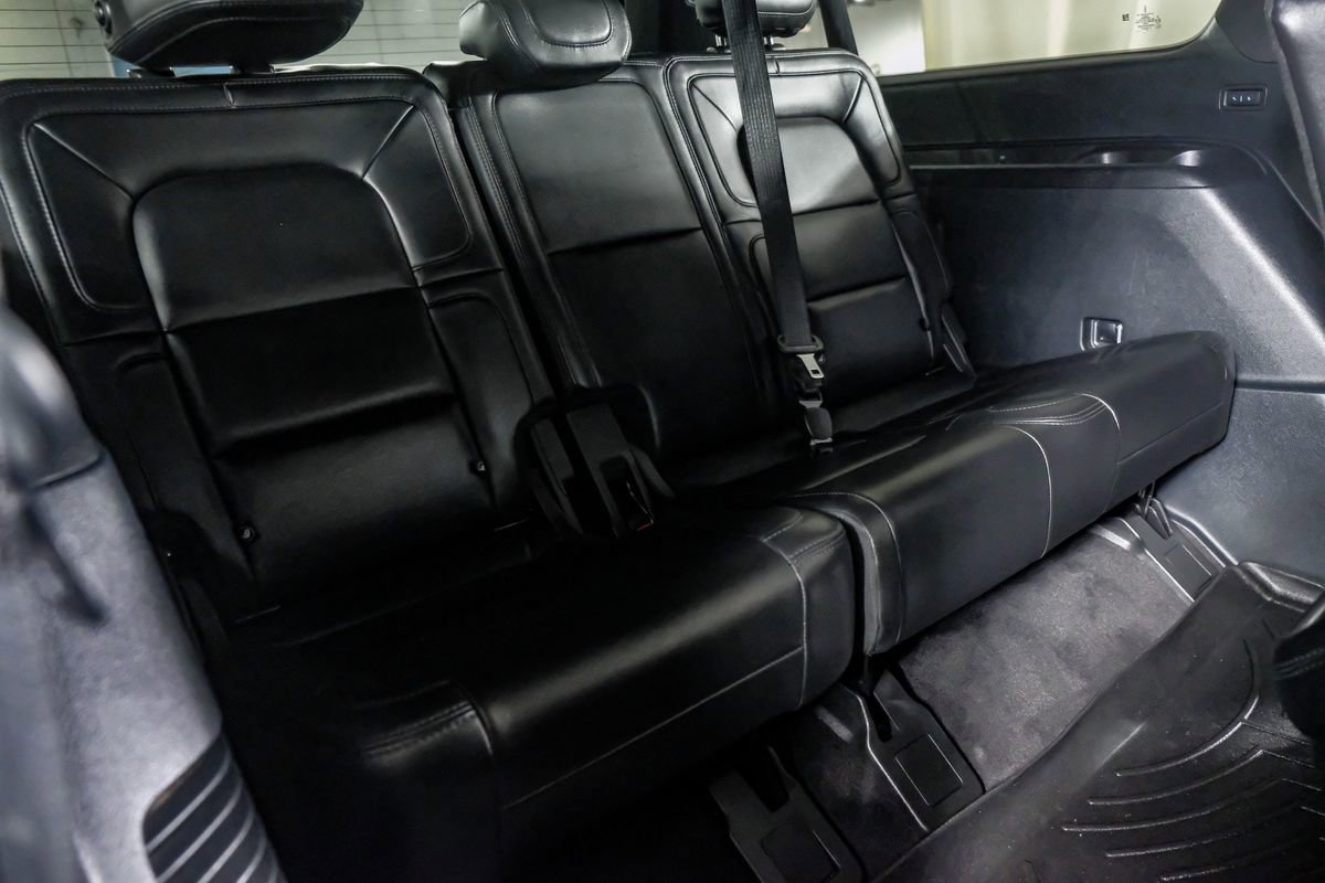 Used 2021 Lincoln Navigator L Reserve w/ Luxury Package image 32