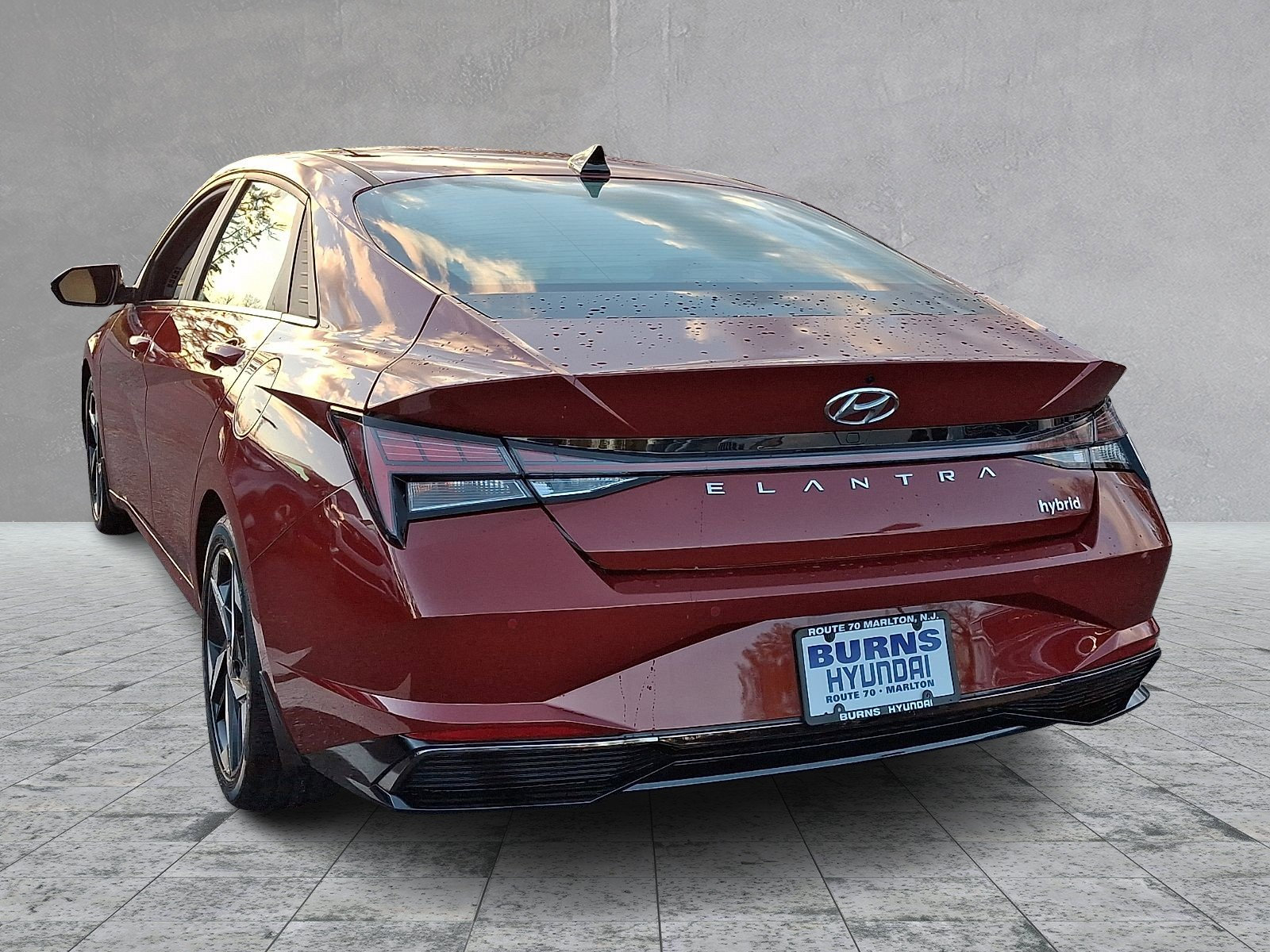 Used 2022 Hyundai Elantra Limited w/ Cargo Package image 8