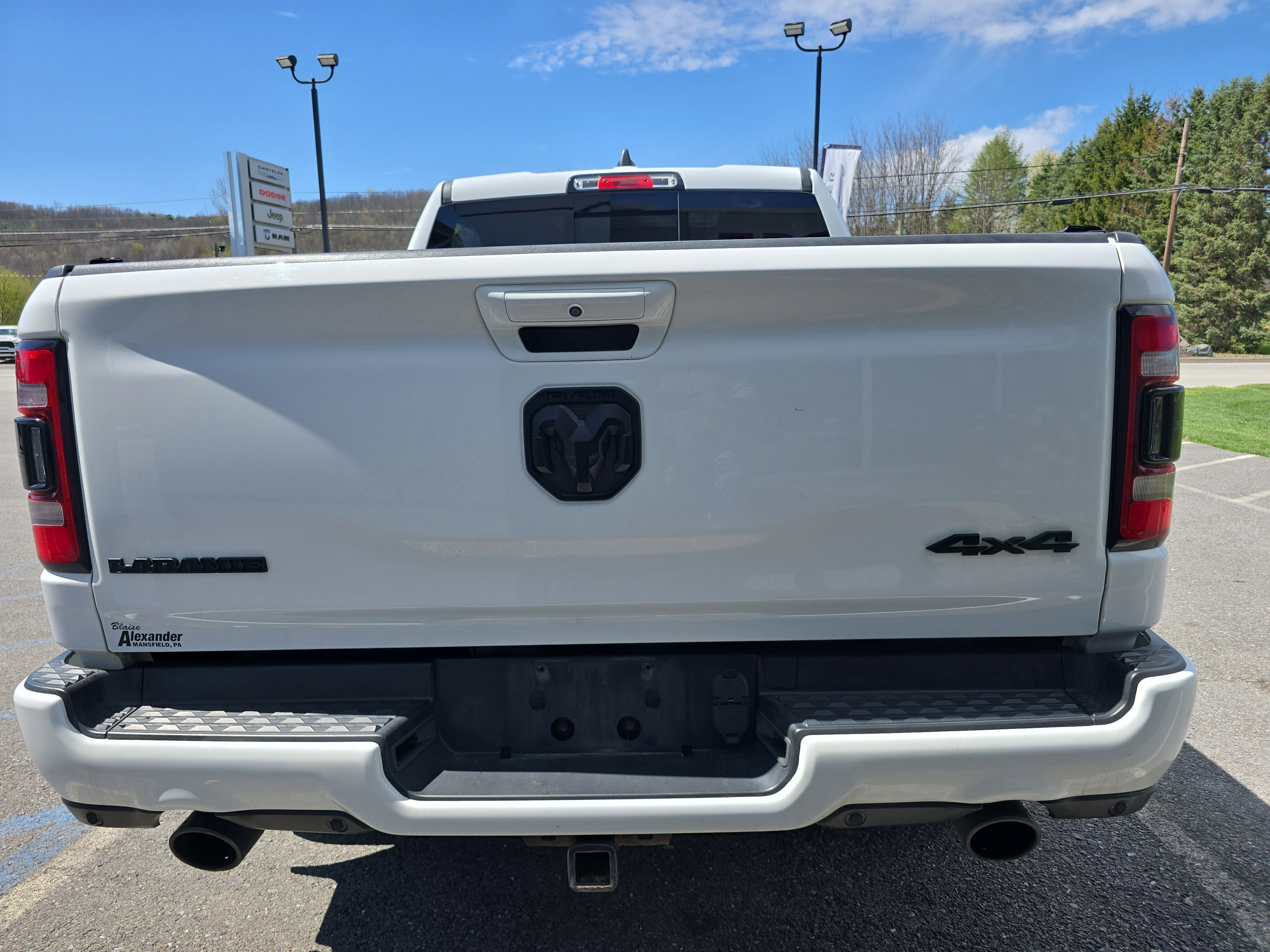 Used 2021 RAM 1500 Laramie AWD/4WD video 4