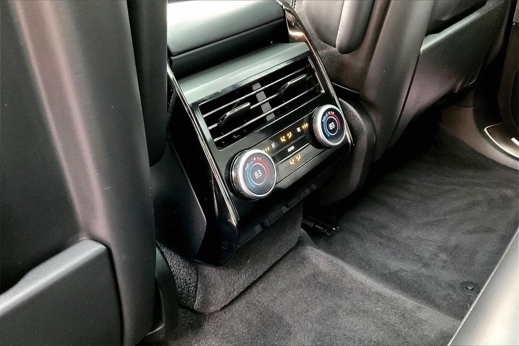 Used 2023 Land Rover Range Rover Sport SE Dynamic image 10