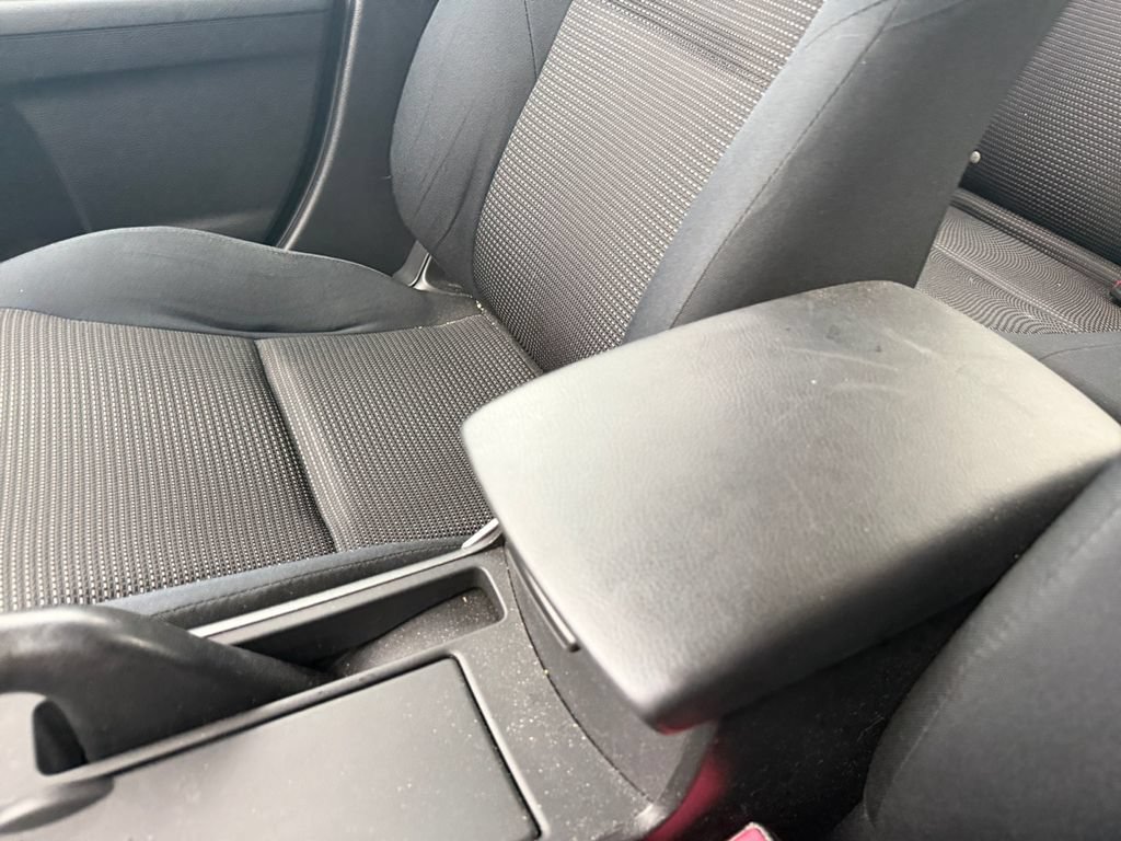 Used 2012 MAZDA MAZDA3 i Touring FWD image 29