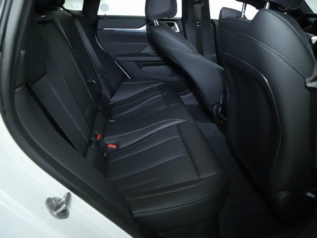 Used 2025 BMW 430i xDrive w/ Premium Package image 27