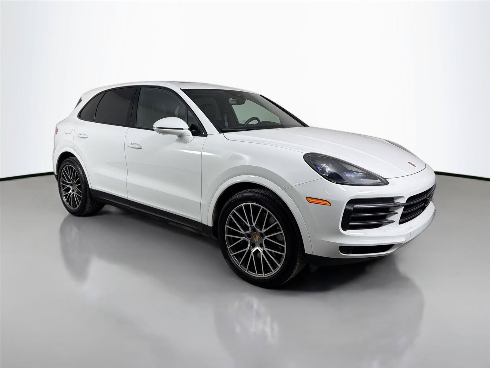 Certified 2023 Porsche Cayenne Platinum Edition AWD/4WD image 9
