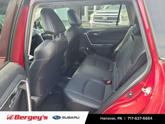 Used 2023 Toyota RAV4 XLE Premium AWD/4WD image 9