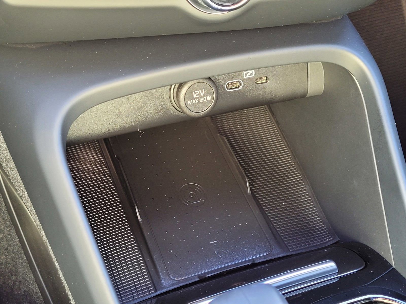 Certified 2023 Volvo XC40 Recharge Ultimate image 26