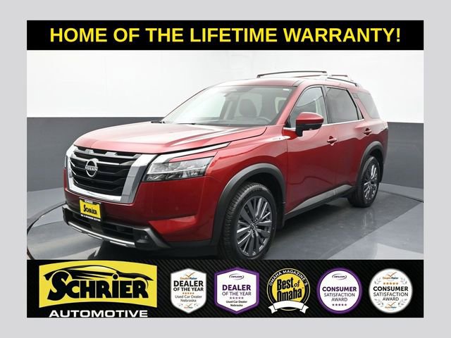 Used 2024 Nissan Pathfinder SL w/ SL Premium Package image 1