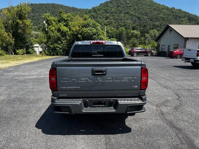 Used 2022 Chevrolet Colorado LT w/ Luxury Package image 6