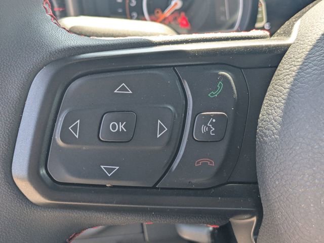 Used 2024 Jeep Gladiator Rubicon w/ Safety Group AWD/4WD image 17