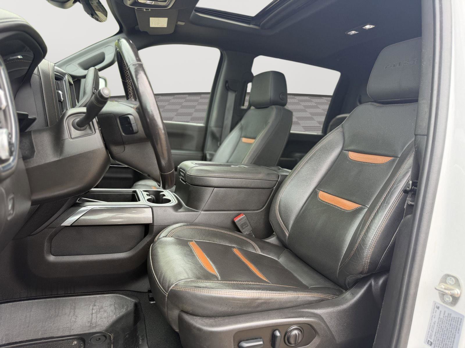 Used 2022 GMC Sierra 2500 AT4 w/ AT4 Premium Plus Package AWD/4WD image 11