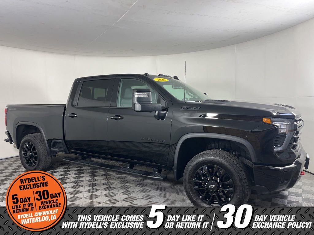 Certified 2026 Chevrolet Silverado 2500 LTZ w/ LTZ Plus Package AWD/4WD image 2