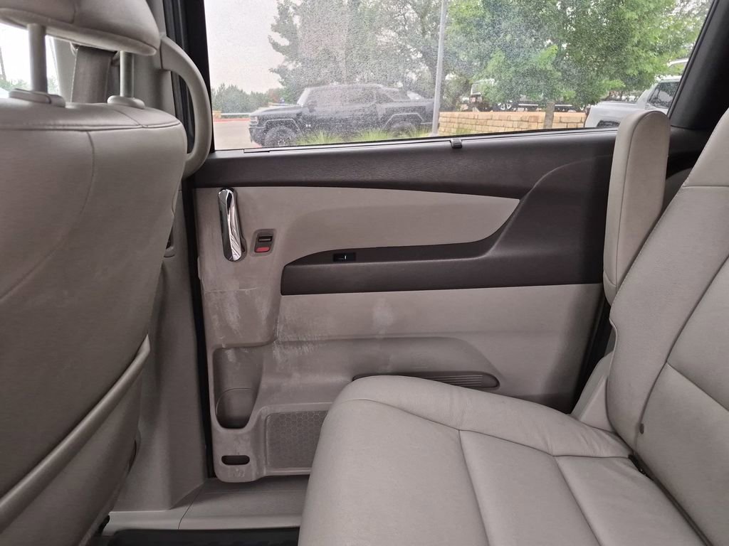 Used 2017 Honda Odyssey EX-L image 32