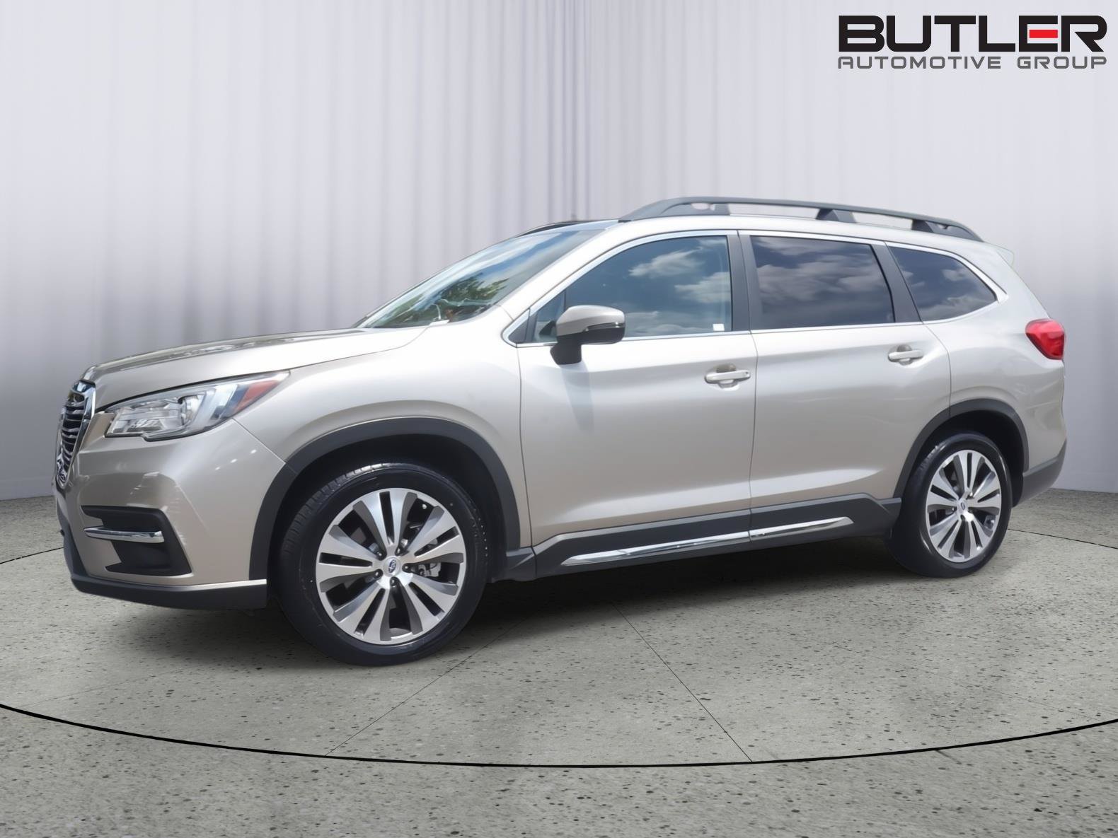 Used 2019 Subaru Ascent Limited w/ Popular Package #3 AWD/4WD image 1