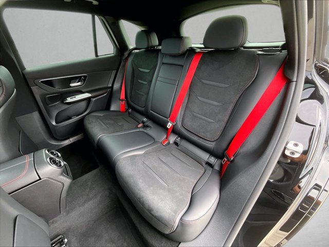 Used 2024 Mercedes-Benz GLC 43 AMG 4MATIC image 28