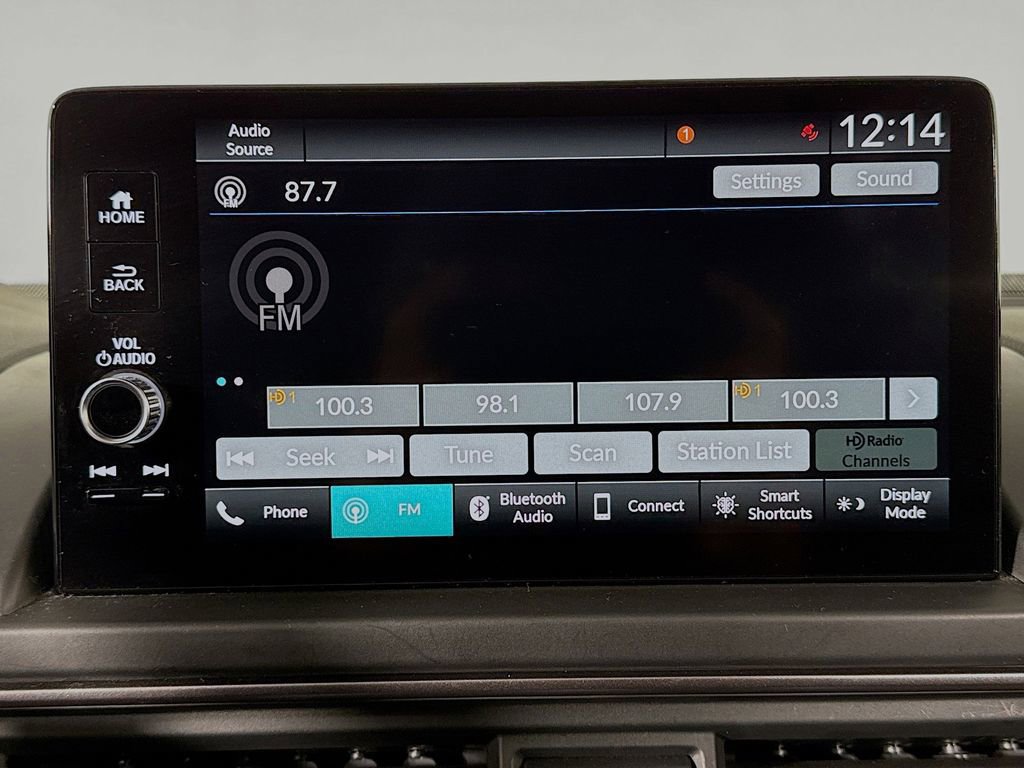 Used 2023 Honda Pilot TrailSport image 17